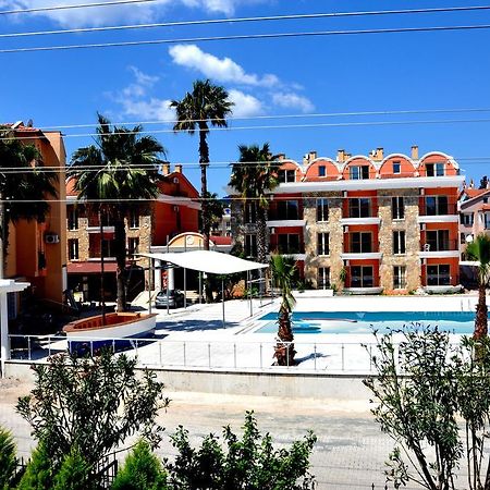 Club Dena Aparthotel Мармарис Екстериор снимка