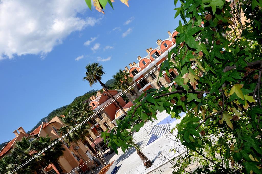 Club Dena Aparthotel Мармарис Екстериор снимка